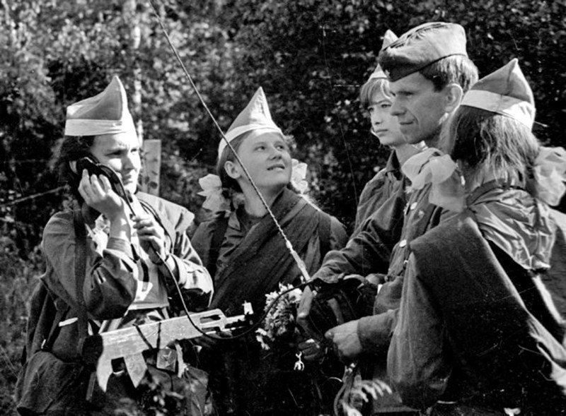 В помощь вожатым, инструкторам и организаторам летнего активного детского отдыха.