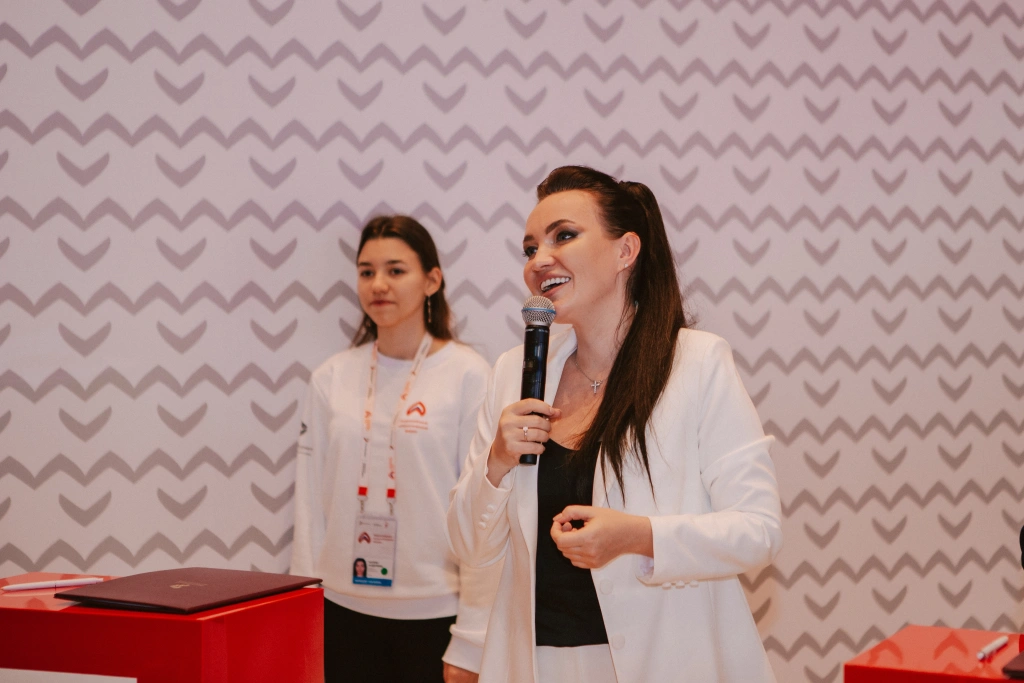 Руководитель Роспатриотцентра Елена Беликова