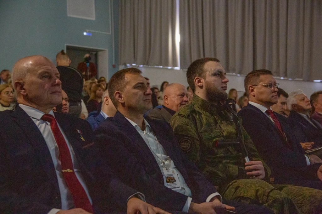 Почетные гости научно-практической конференции «Россия — Родина Героев» в Звездном городке